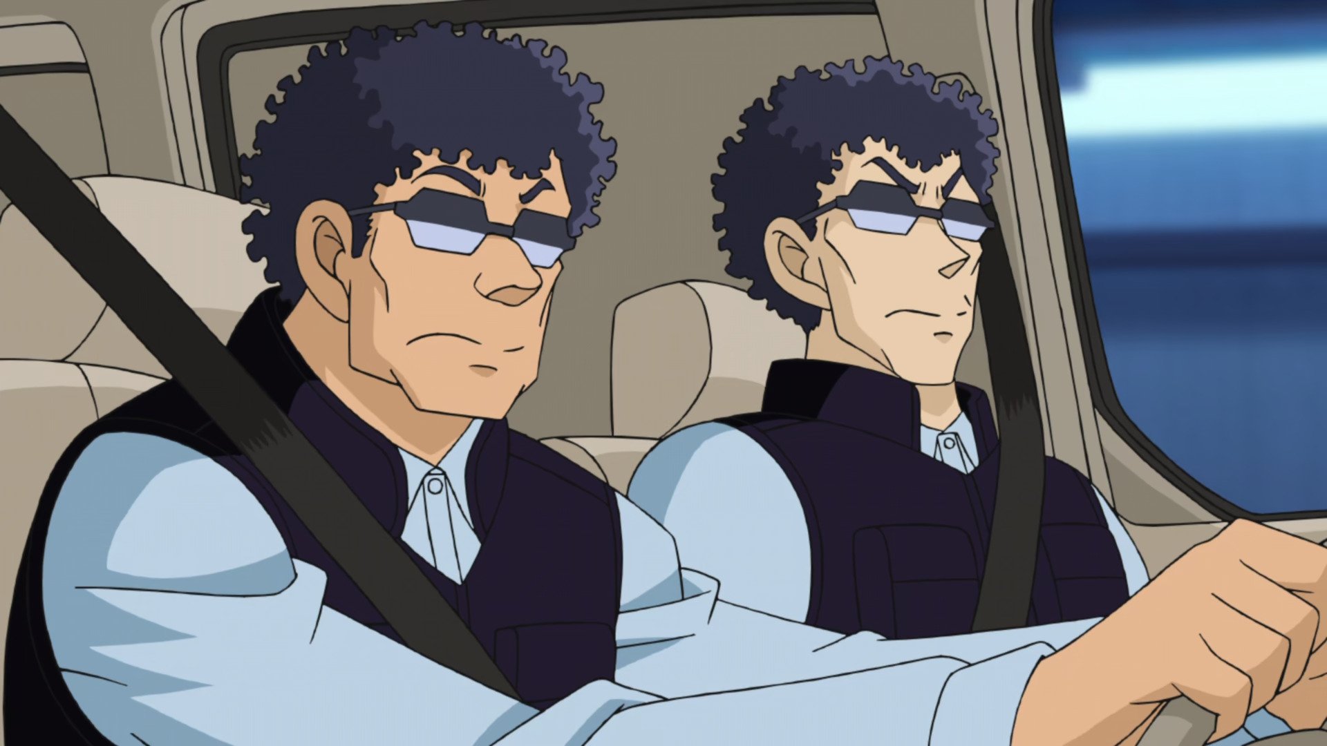 ¡Síguelo! Al taxi del detective