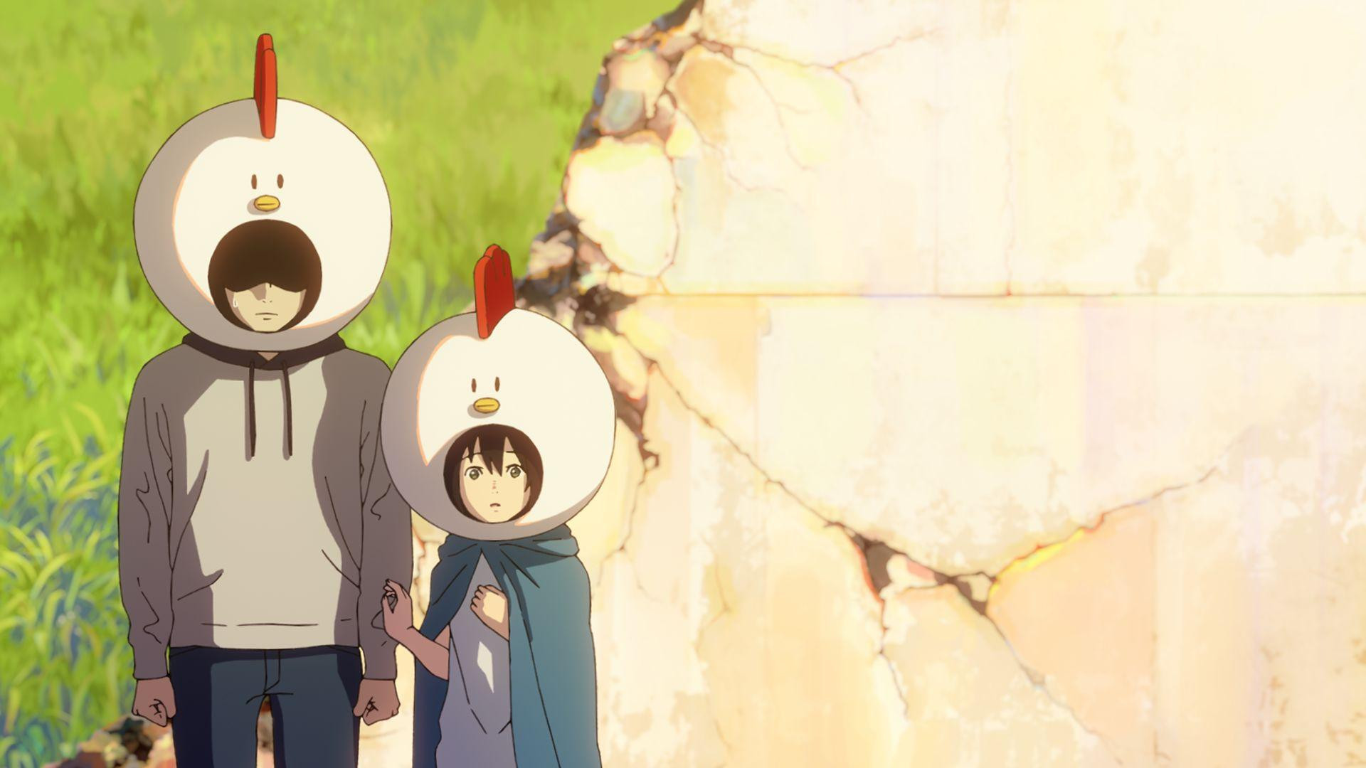 Dos pollos en el patio